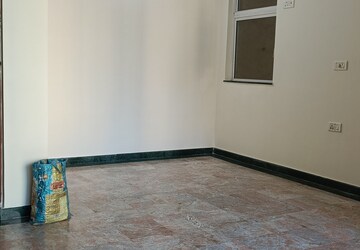 Room in 1 BHK Apartment at Hiranandani Estate, Ghodbunder Road – for Rent
