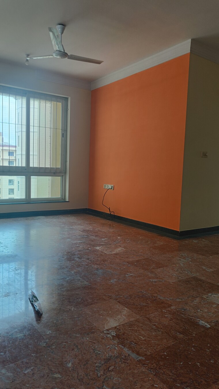 Room, hiranandani-estate 1 Bedroom 630 Sq.Ft. Apartment In Ghodbunder Road Thane 9353931