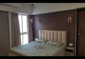 2 BHK Apartment For Rent in Lodha Amara, Kolshet Road
