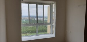 Room in 2 BHK Apartment at Bhartiya Nikoo Homes, Thanisandra Main Road – for Rent