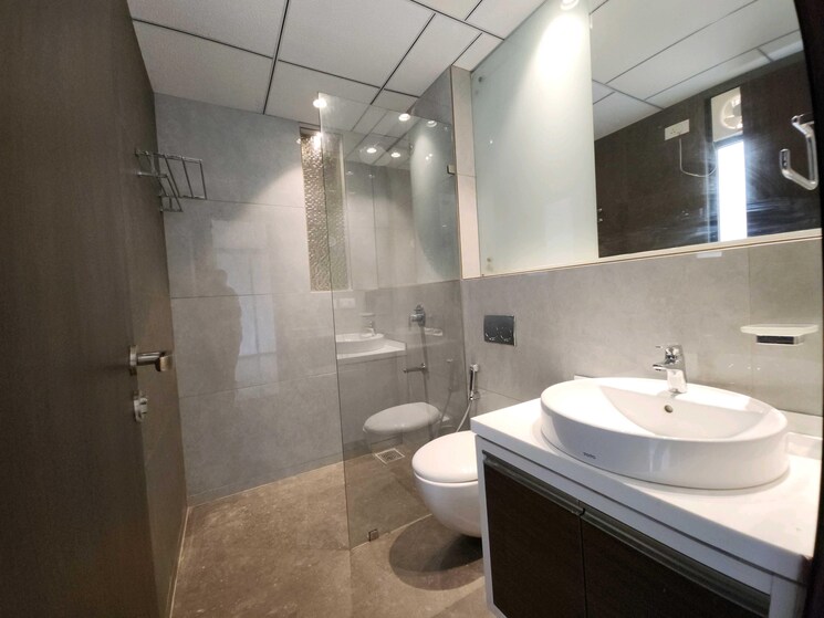 Attached Bathroom, sector 82 a 3.5 Bedroom 2601 Sq.Ft. Apartment In Sector 82 A Mohali 9354088