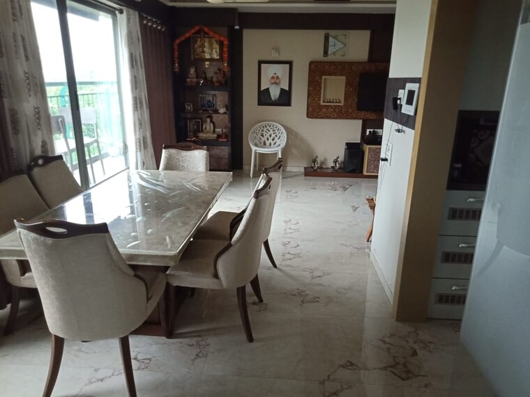 Team Area, neelkanth-greens 2.5 Bedroom 838 Sq.Ft. Apartment In Manpada Thane 9354111