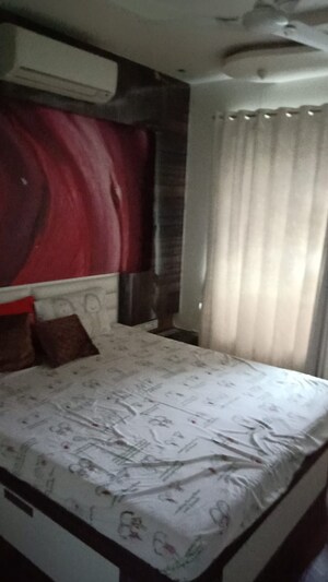 Bedroom in 2.5 BHK Apartment at Neelkanth Greens, Manpada – for Rent
