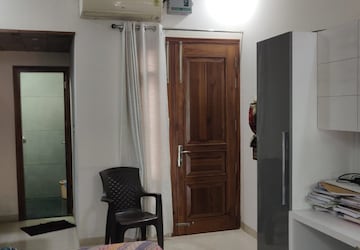 Living Room in 3 BHK Builder Floor at Sector 89 – for Rent