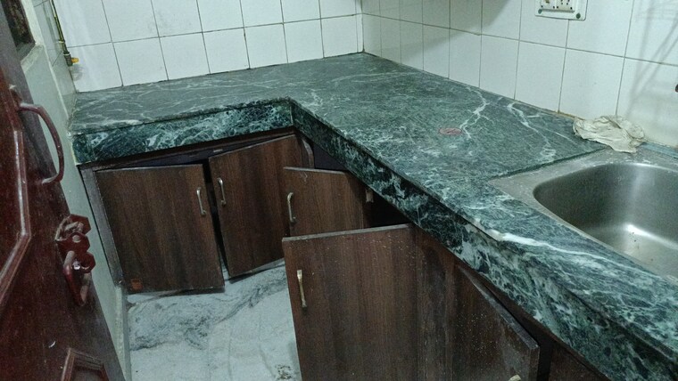 Kitchen, vaishali sector 4 1 Bedroom 555 Sq.Ft. Builder Floor In Vaishali Sector 4 Ghaziabad 9354132