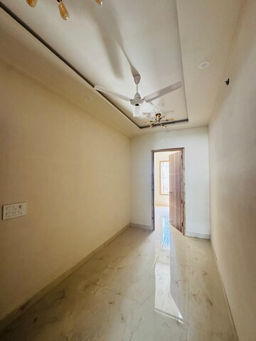 Building Lobby in 4 BHK Villa at Sahastradhara Road – for Sale