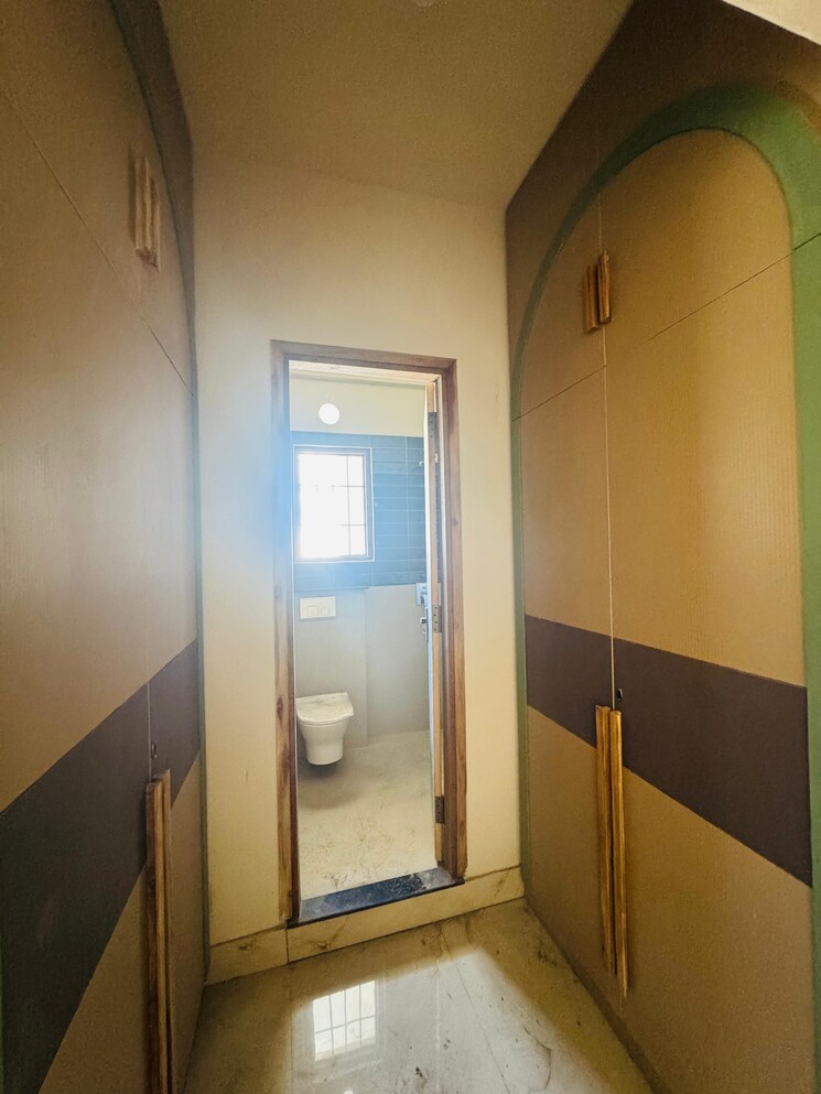 Bathroom, sahastradhara road 4 Bedroom 103 Sq.Yd. Villa In Sahastradhara Road Dehradun 9354334