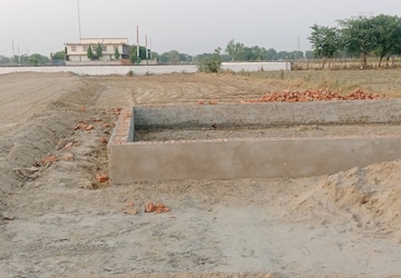 Plot For Sale in Saimari