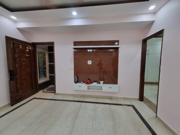 Room in 3 BHK Builder Floor at M3M Atrium, Sector 57 – for Rent