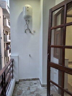 Balcony in 3 BHK Builder Floor at M3M Atrium, Sector 57 – for Rent