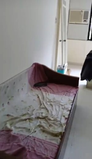 Bedroom in 1 BHK Apartment at K Patel Five Garden, Matunga – for Rent