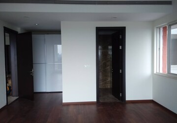 Room in 4 BHK Apartment at Prestige White Meadows Villas, Whitefield – for Rent