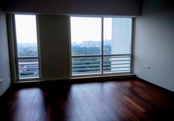 Room in 4 BHK Apartment at Prestige White Meadows Villas, Whitefield – for Rent