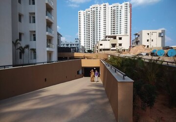 Kitchen in 4 BHK Apartment at Prestige White Meadows Villas, Whitefield – for Rent