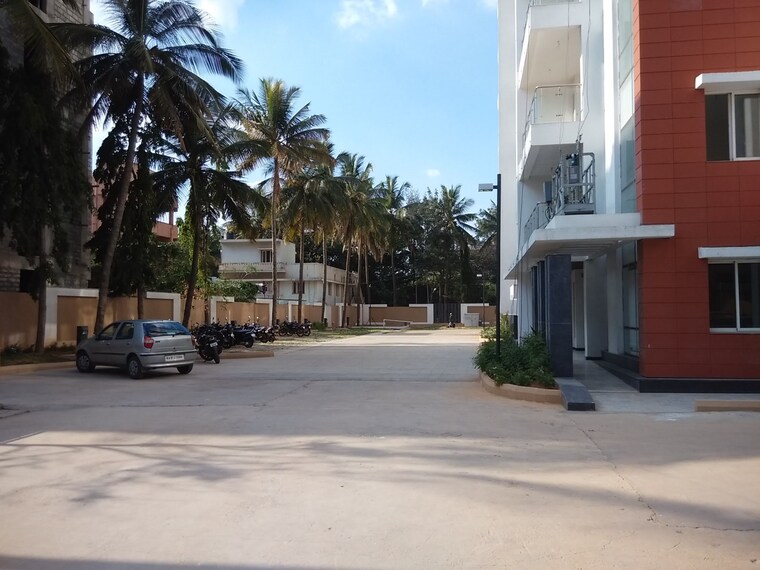 Exterior View, prestige-white-meadows-villas 4 Bedroom 6651 Sq.Ft. Apartment In Whitefield Bangalore 9354309