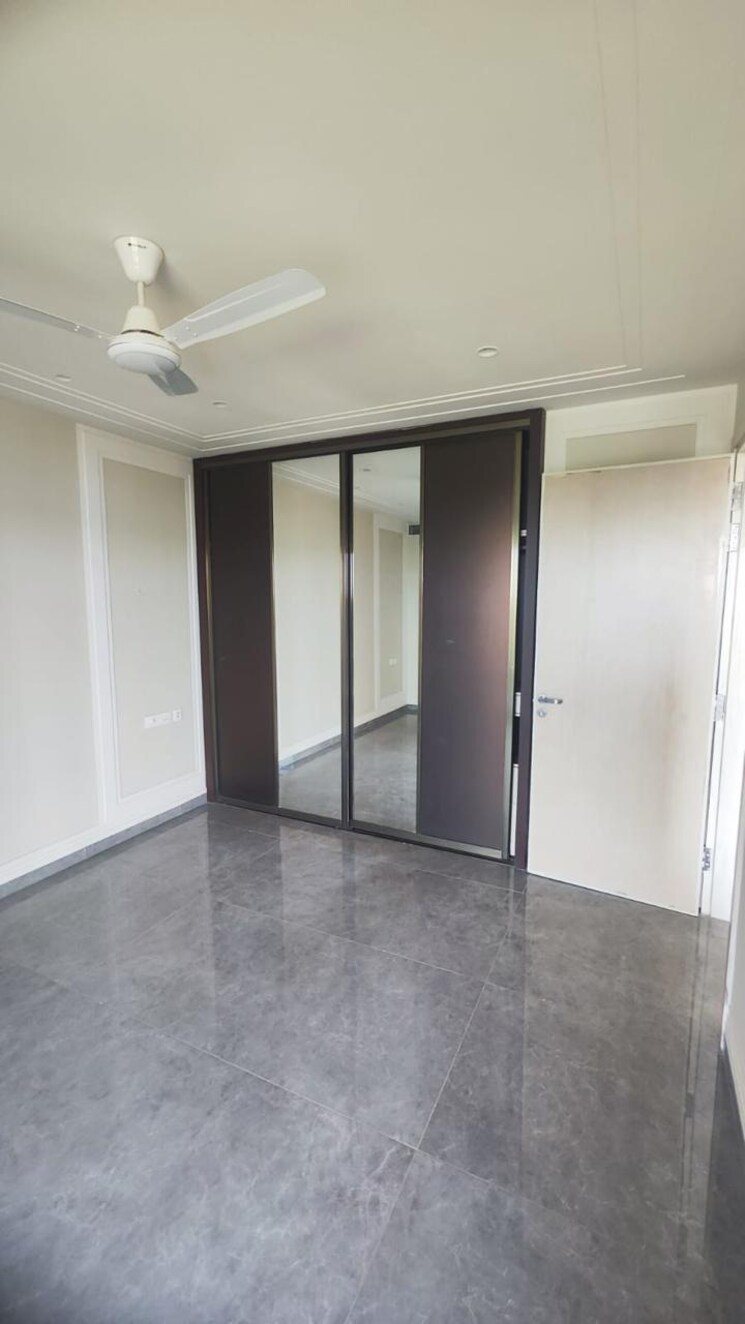 Room, sector 82 a 3.5 Bedroom 2116 Sq.Ft. Apartment In Sector 82 A Mohali 9354229