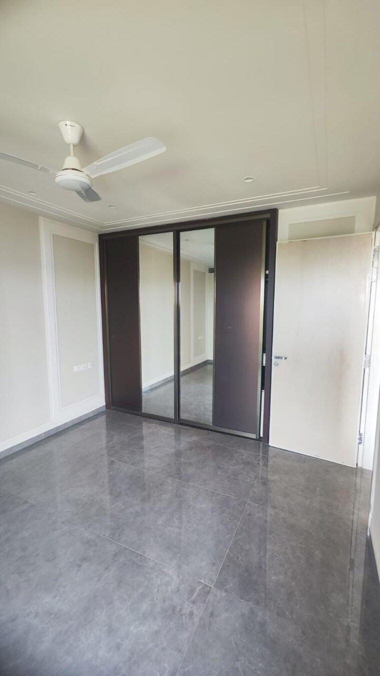 Room, sector 82 a 3.5 Bedroom 2116 Sq.Ft. Apartment In Sector 82 A Mohali 9354229