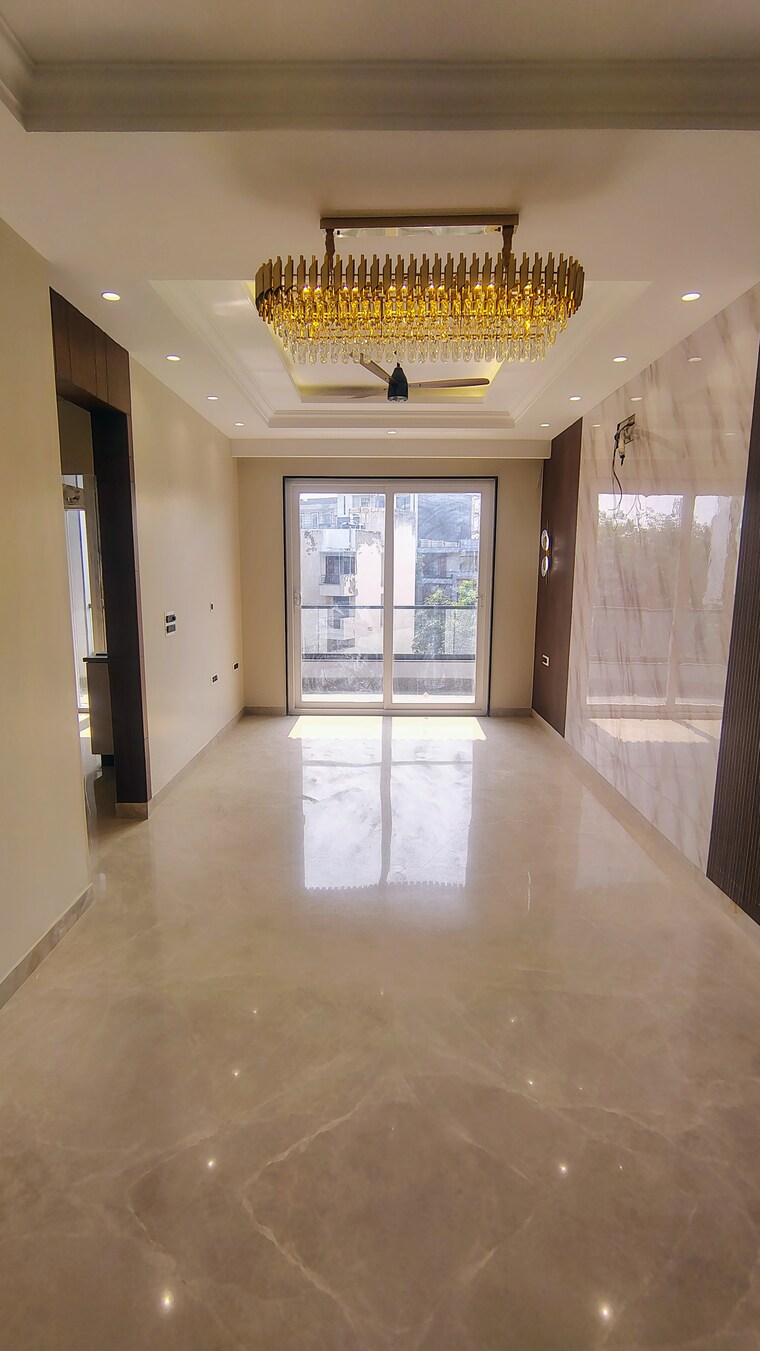 Room, m3m-atrium 3 Bedroom 2000 Sq.Ft. Builder Floor In Sector 57 Gurgaon 9354395