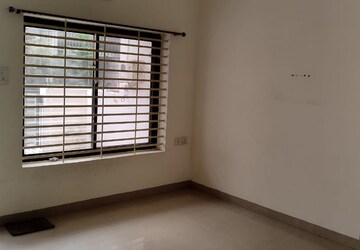 Room in 4 BHK Villa at Vijay Nagar – for Sale