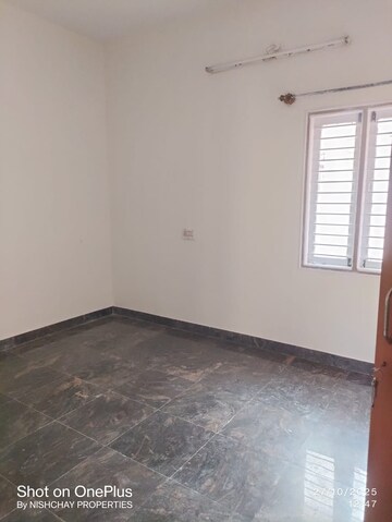 Room in 3 BHK Independent House at Hrbr Layout – for Rent