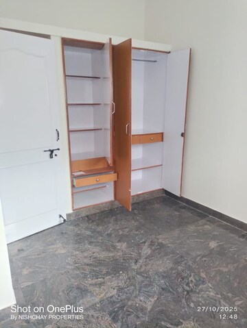 Room in 3 BHK Independent House at Hrbr Layout – for Rent