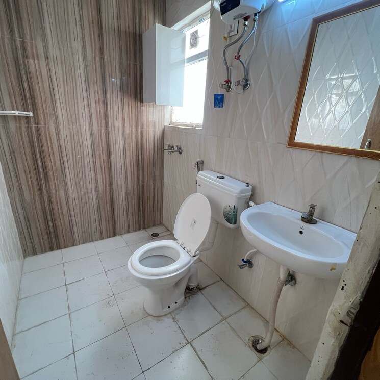 Bathroom, pivotal-riddhi-siddhi 2 Bedroom 587 Sq.Ft. Apartment In Sector 99 Gurgaon 9354561