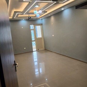 Room in 2 BHK Apartment at KW Srishti, Raj Nagar Extension – for Sale