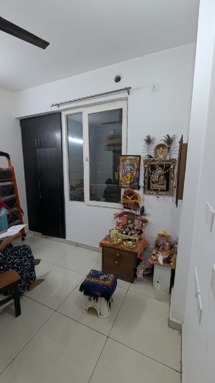 Living Room, nirala-estate-ii 3 Bedroom 1270 Sq.Ft. Apartment In Tech Zone 4 Greater Noida Greater Noida 9354626