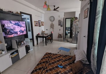 Bedroom in 3 BHK Apartment at Nirala Estate II, Tech Zone 4 Greater Noida – for Rent