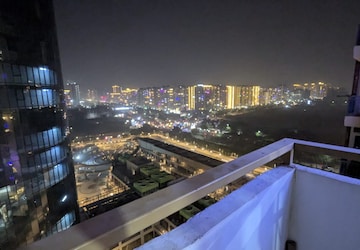 Swimming Pool in 3 BHK Apartment at Nirala Estate II, Tech Zone 4 Greater Noida – for Rent