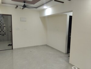 Room in 1 BHK Apartment at Shree Krushna Tower, Mulund West – for Rent