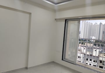 Room in 1 BHK Apartment at Shree Krushna Tower, Mulund West – for Rent