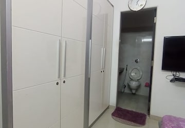 Furnished Amenities in 2 BHK Apartment at Nahar Jonquille And Jamaica, Chandivali – for Rent