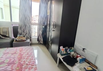 Bedroom in 2 BHK Apartment at Nahar Jonquille And Jamaica, Chandivali – for Rent