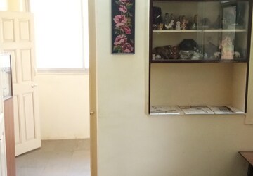 1 RK Apartment For Sale in Samarth Nagar Building, Sion
