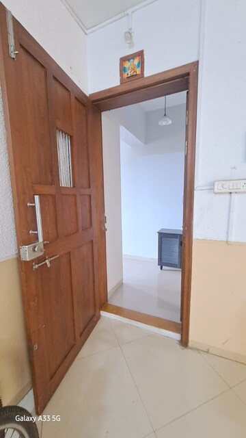 Room in 3 BHK Apartment at Nandan Vatsalya Vihar, Aundh – for Sale