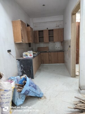 Parking in 3 BHK Builder Floor at Pratap Vihar GDA Flats, Pratap Vihar – for Sale