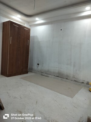 Room in 3 BHK Builder Floor at Pratap Vihar GDA Flats, Pratap Vihar – for Sale