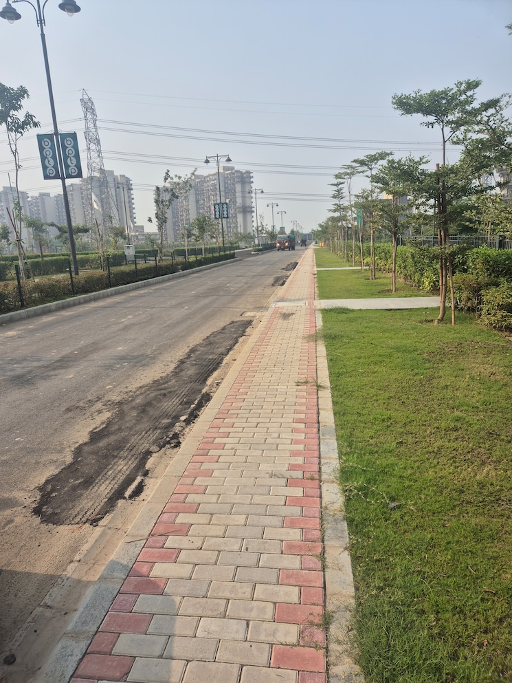 Exterior View, bptp-amstoria  2328 Sq.Yd. Plot In Sector 102 Gurgaon 9354923