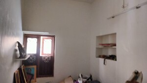 Room in 5 BHK Independent House at Chromepet – for Sale