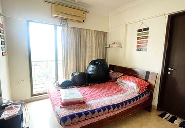 Bedroom in 3 BHK Apartment at Lake Primrose, Powai – for Rent