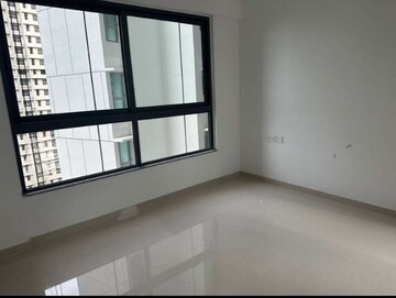 Room in 2 BHK Apartment at Kalpataru Immensa, Kolshet Road – for Rent
