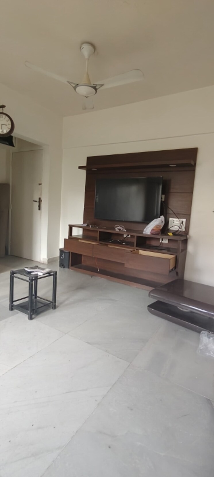 Living Room, hiranandani-garden-eden-2 1 Bedroom 560 Sq.Ft. Apartment In Powai Mumbai 9355046