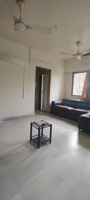 Room in 1 BHK Apartment at Hiranandani Garden Eden 2, Powai – for Rent
