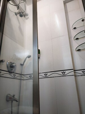 Bathroom in 3 BHK Apartment at Lake Florence, Powai – for Rent