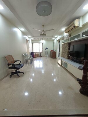 Living Room in 4 BHK Apartment at Ekta Lake Lucerne, Powai – for Rent