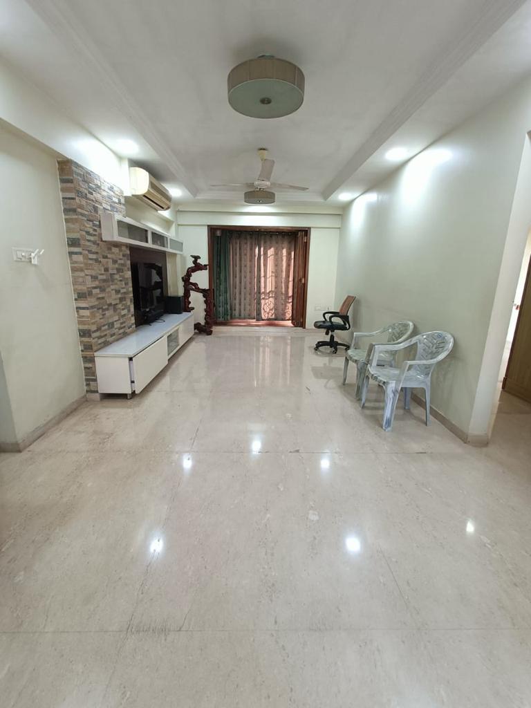 4 BHK Apartment For Rent in Ekta Lake Lucerne