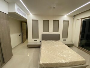 Bedroom in 4 BHK Apartment at Raj Grandeur, Powai – for Rent