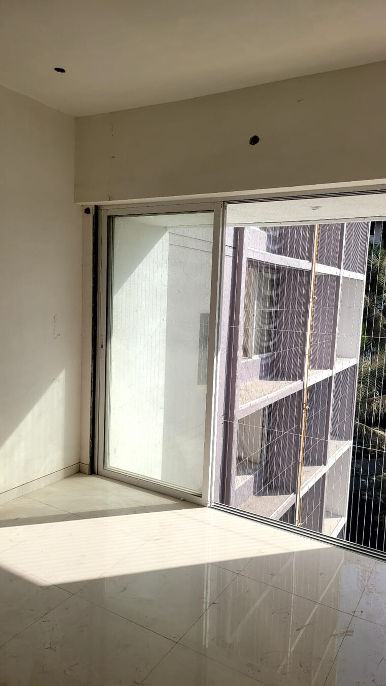 Balcony, v-residences 3 Bedroom 1000 Sq.Ft. Apartment In Sion Mumbai 9355321