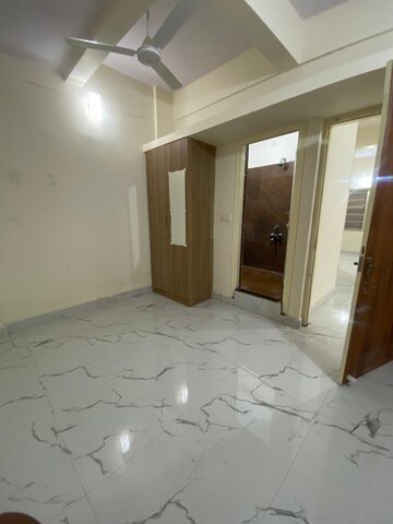 3 BHK Builder Floor For Rent in Sector 27